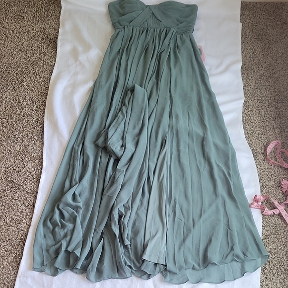 Birdy Grey Dresses & Skirts - Birdy Grey Strapless Dress in Soft Green